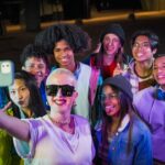 Influencers vuelven a la oficina: trabajo estable en 2026