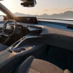 Peugeot: el exitoso diseño de cabina que hace sentir a quienes conducen, piloteando un avión